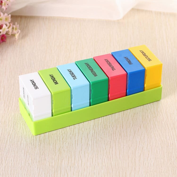 28 compartment weekly pill case 1
