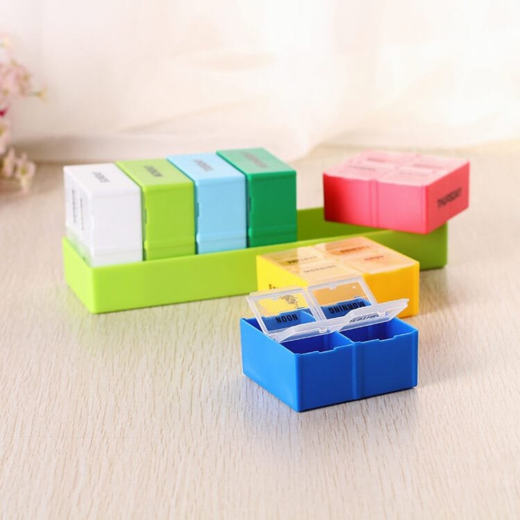 28 compartment weekly pill case 2