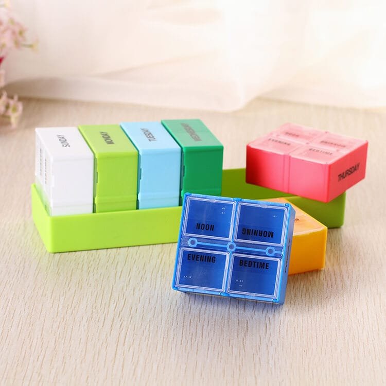 28 compartment weekly pill case 3