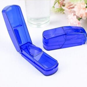 promotional transparent pill cutter 3