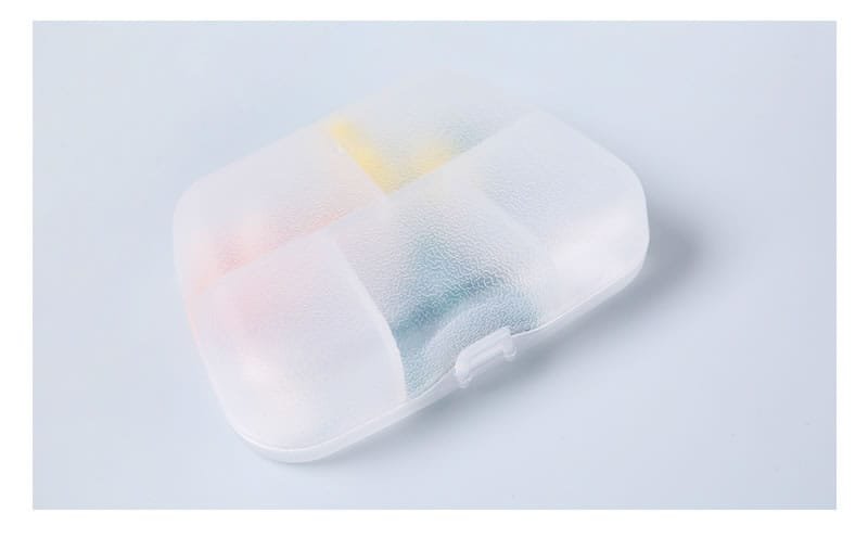 transparent daily medicine organizer product display 9