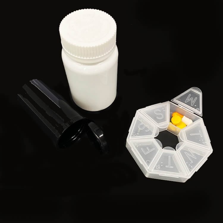 transparent weekly braille pill box 3
