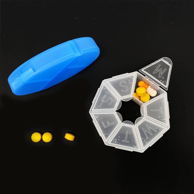 transparent weekly braille pill box 4