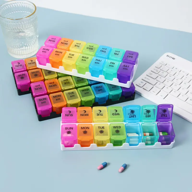 7 Day Removable Rainbow Pill Box (5)